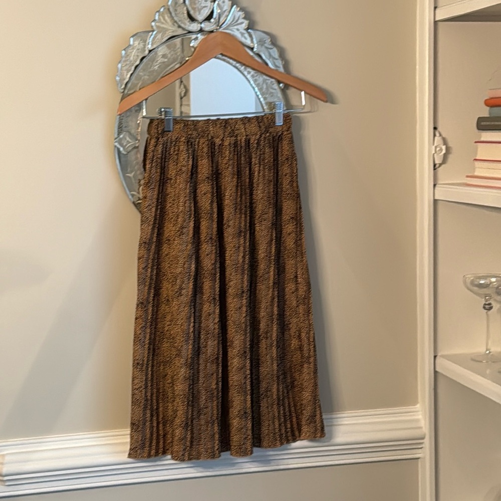 Sincerely Jules animal print skirt size XS